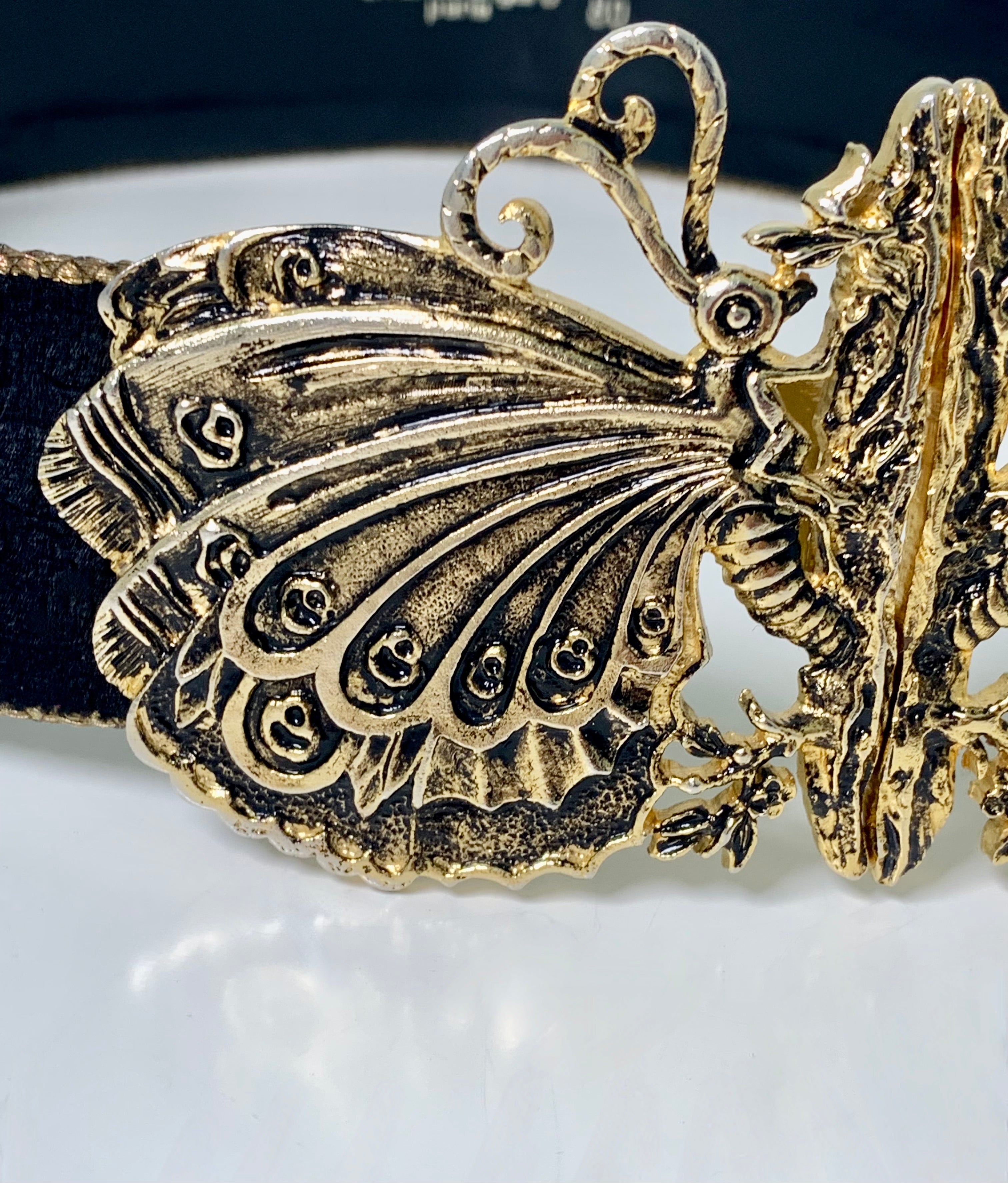 EMANUEL UNGARO Vintage Butterfly Buckle Leather Belt