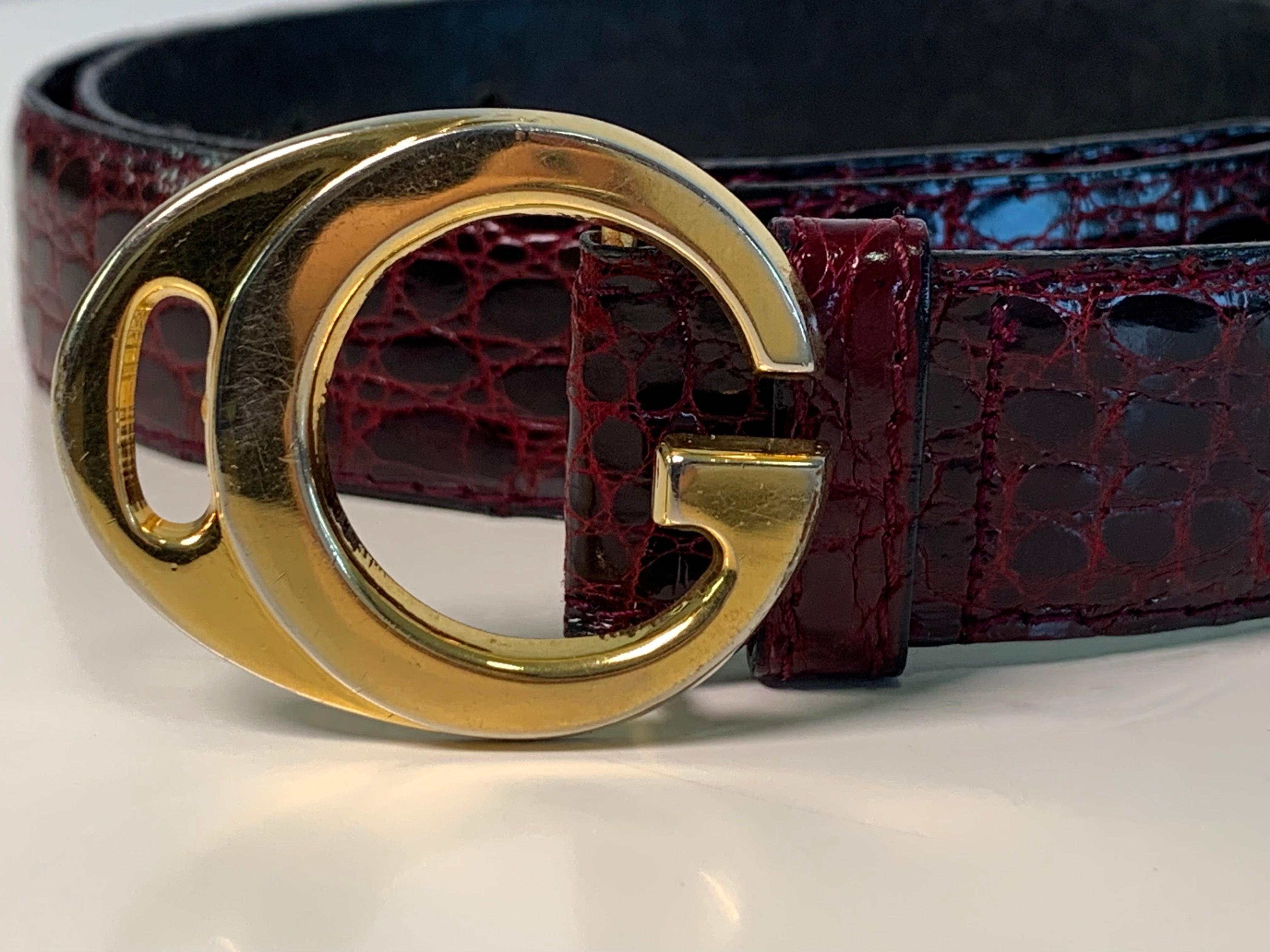 Vintage GUCCI Burgundy Caiman Gold Logo Belt